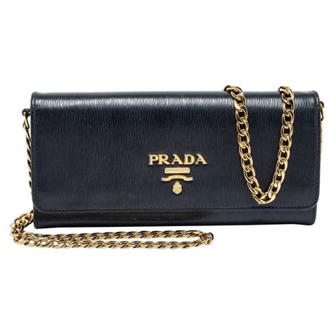 prada vitello move wallet on chain